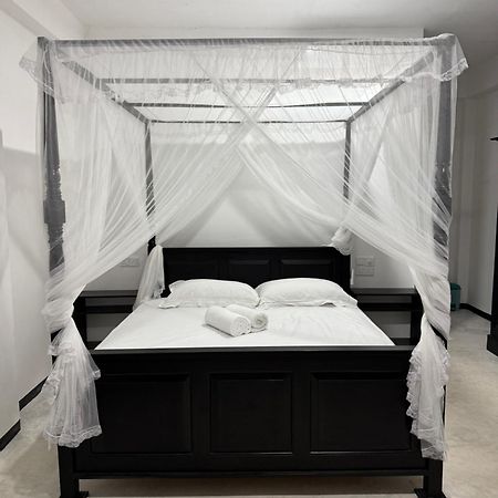 La Fiesta Bed and Breakfast Weligama Εξωτερικό φωτογραφία